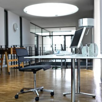 ALINE TABLE by Wilkhahn 025